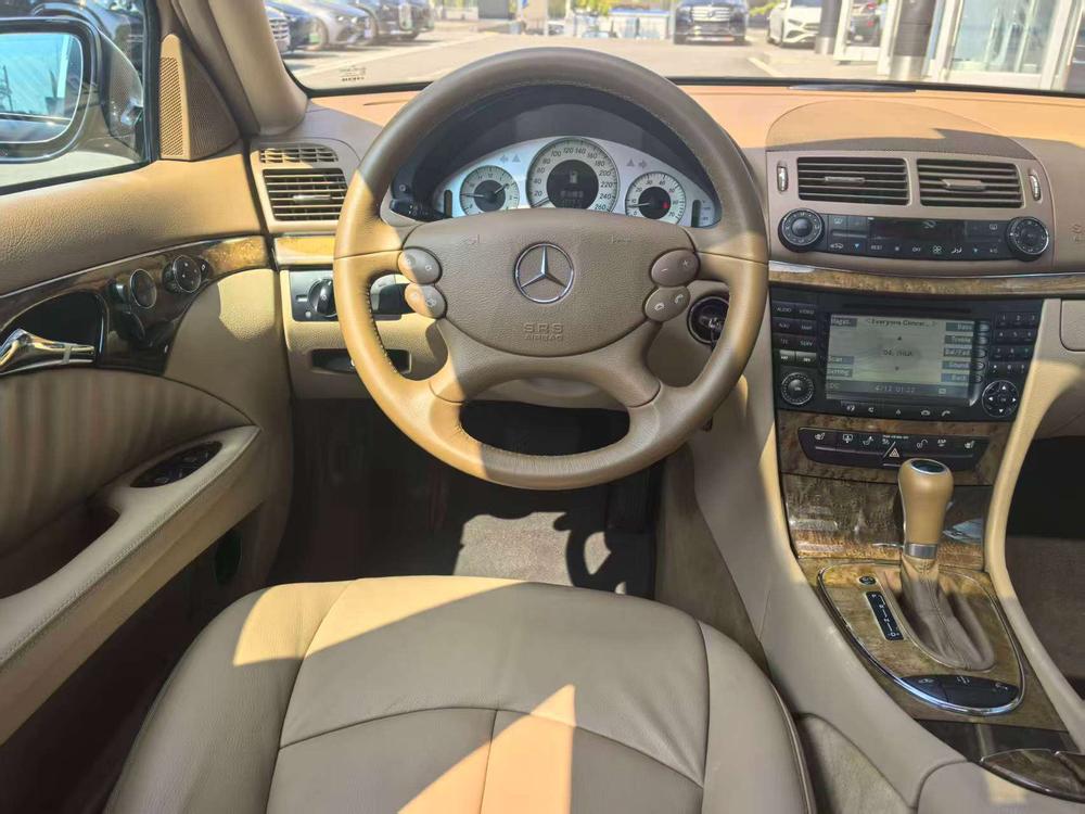 Mercedes-Benz Mercedes-Benz E-Class