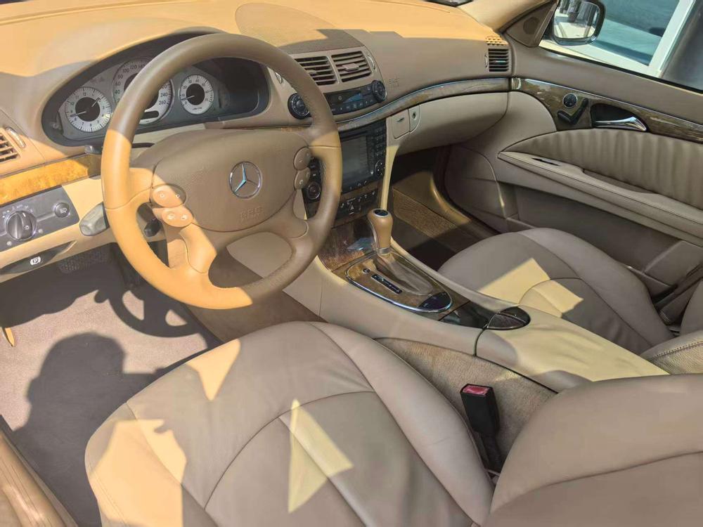 Mercedes-Benz Mercedes-Benz E-Class
