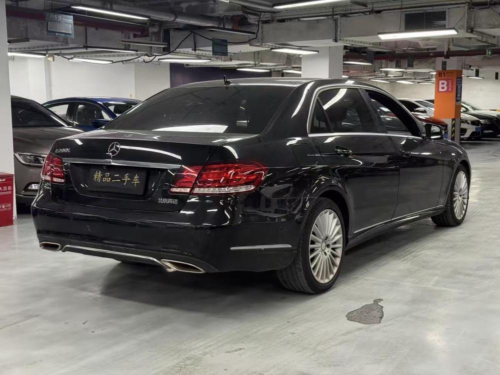 Mercedes-Benz Mercedes-Benz E-Class
