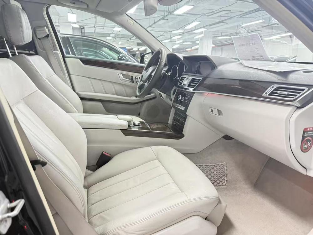 Mercedes-Benz Mercedes-Benz E-Class