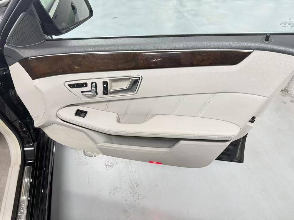 Mercedes-Benz Mercedes-Benz E-Class
