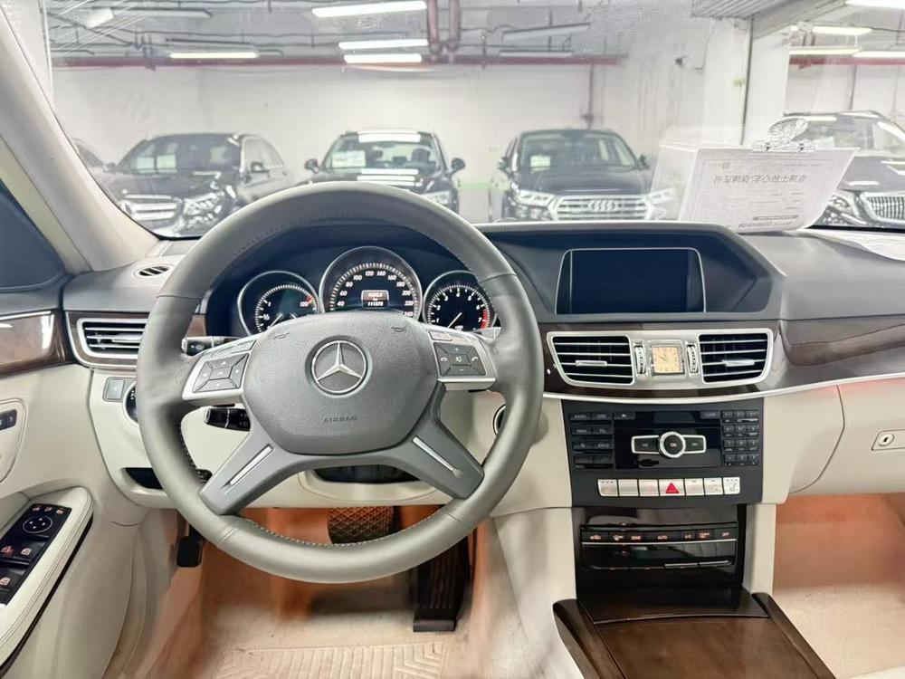 Mercedes-Benz Mercedes-Benz E-Class