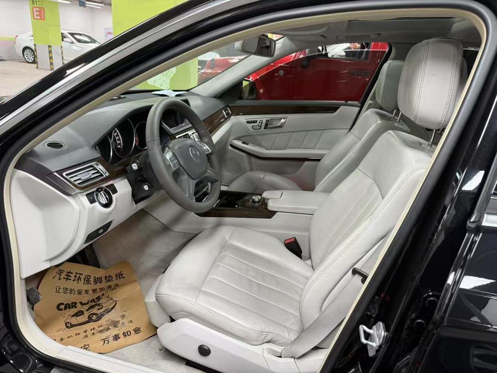 Mercedes-Benz Mercedes-Benz E-Class