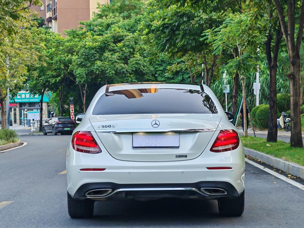 Mercedes-Benz Mercedes-Benz E-Class