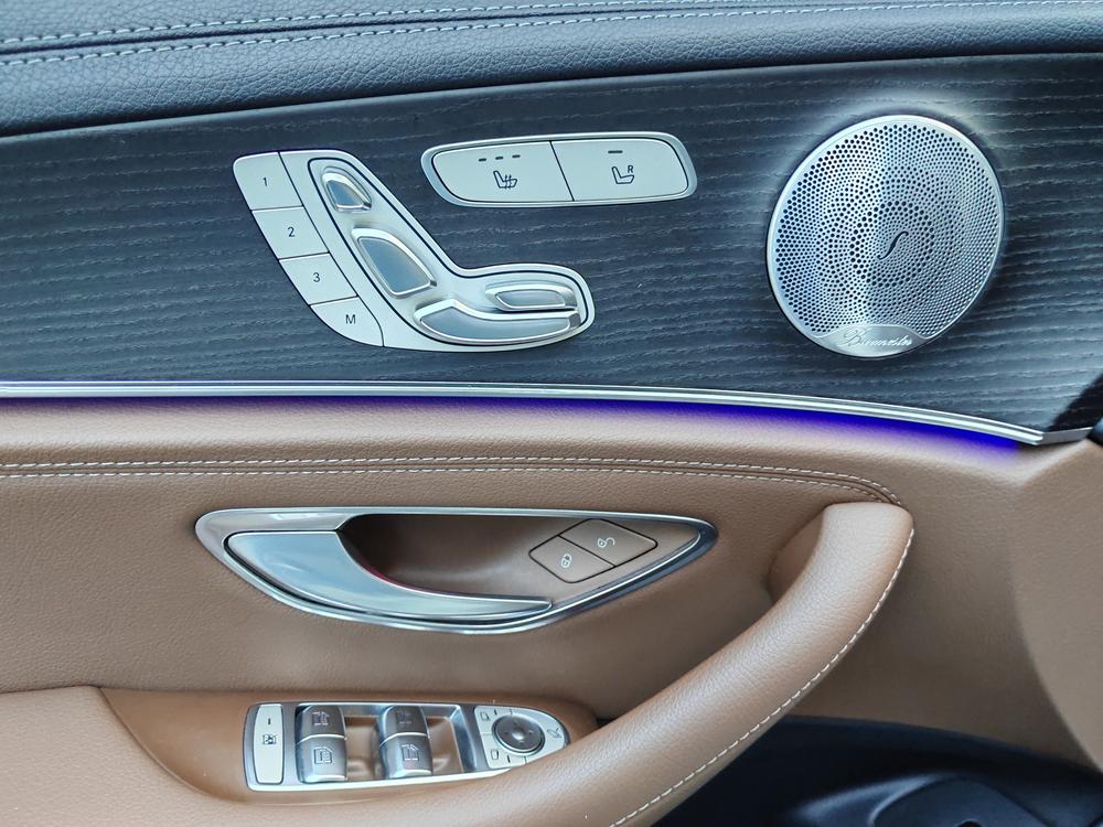 Mercedes-Benz Mercedes-Benz E-Class