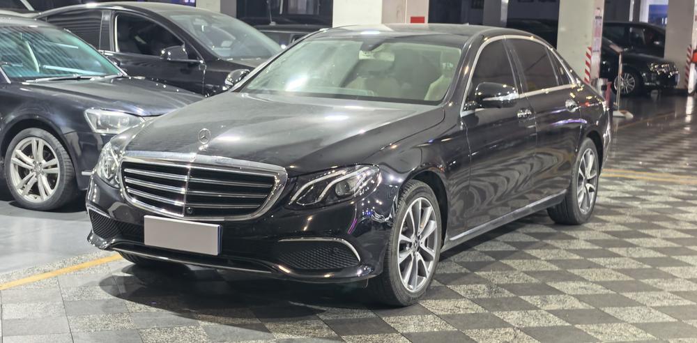 Mercedes-Benz Mercedes-Benz E-Class