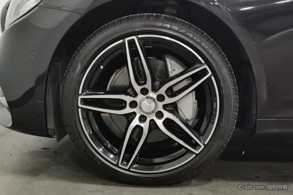 Mercedes-Benz Mercedes-Benz E-Class