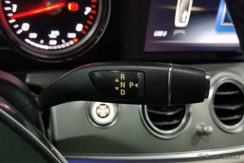 Mercedes-Benz Mercedes-Benz E-Class