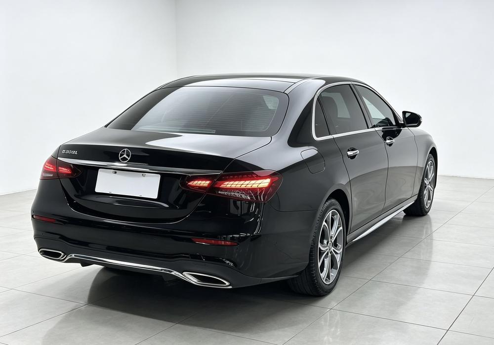 Mercedes-Benz Mercedes-Benz E-Class