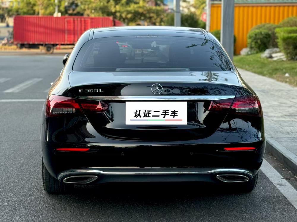 Mercedes-Benz Mercedes-Benz E-Class