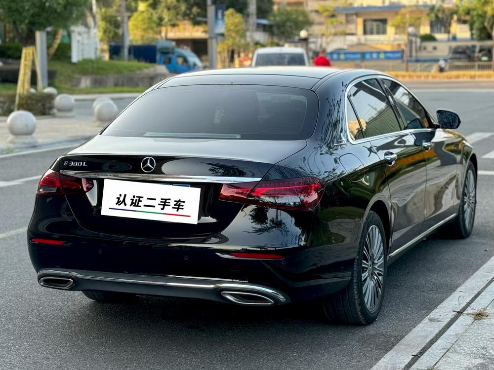 Mercedes-Benz Mercedes-Benz E-Class