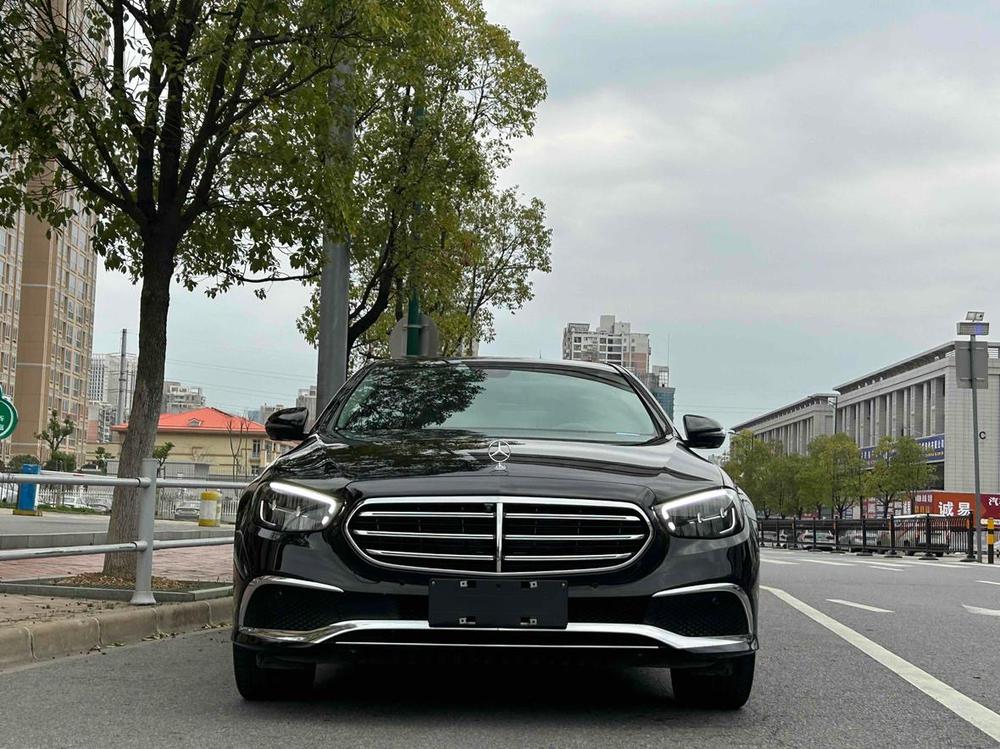 Mercedes-Benz Mercedes-Benz E-Class