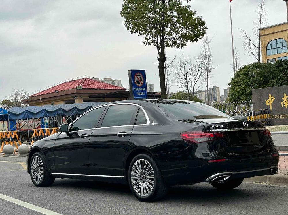 Mercedes-Benz Mercedes-Benz E-Class