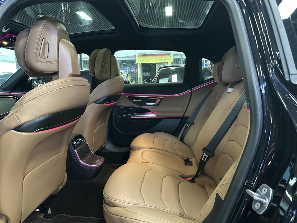 Mercedes-Benz Mercedes-Benz E-Class
