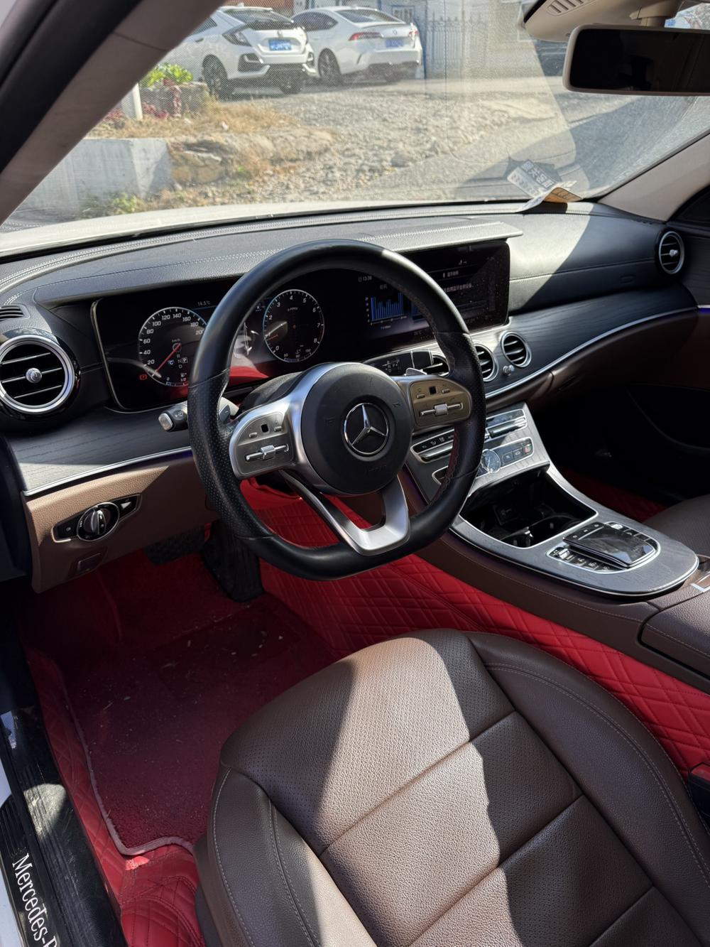 Mercedes-Benz Mercedes-Benz E-Class