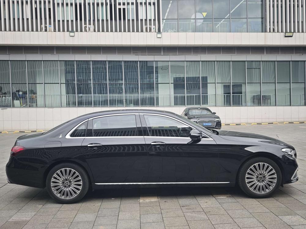 Mercedes-Benz Mercedes-Benz E-Class