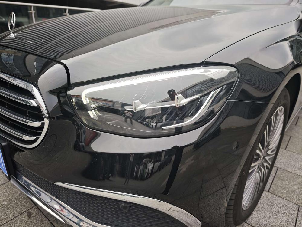 Mercedes-Benz Mercedes-Benz E-Class