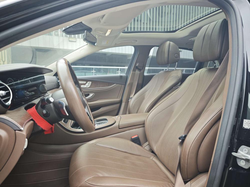 Mercedes-Benz Mercedes-Benz E-Class