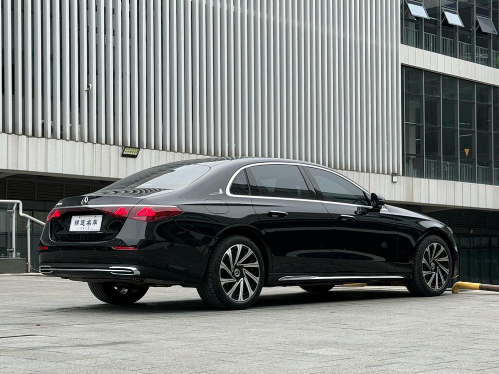 Mercedes-Benz Mercedes-Benz E-Class