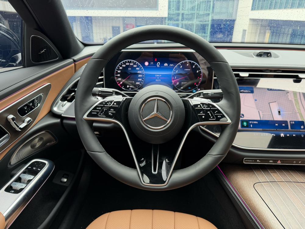 Mercedes-Benz Mercedes-Benz E-Class