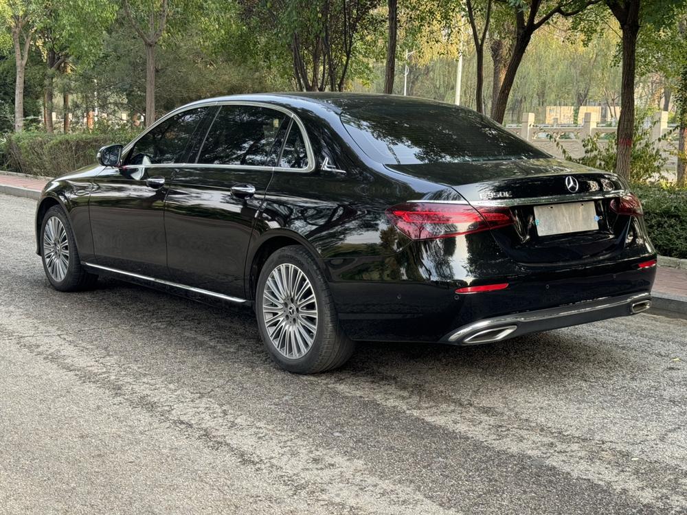 Mercedes-Benz Mercedes-Benz E-Class