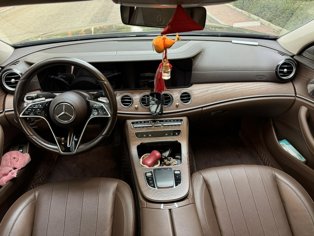 Mercedes-Benz Mercedes-Benz E-Class