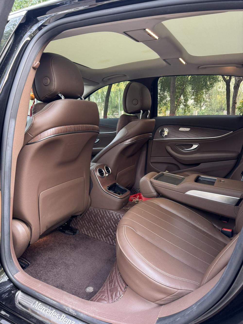 Mercedes-Benz Mercedes-Benz E-Class