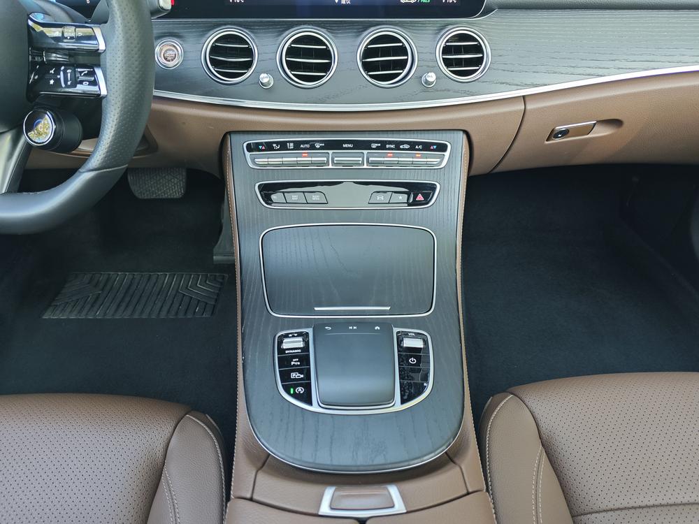 Mercedes-Benz Mercedes-Benz E-Class