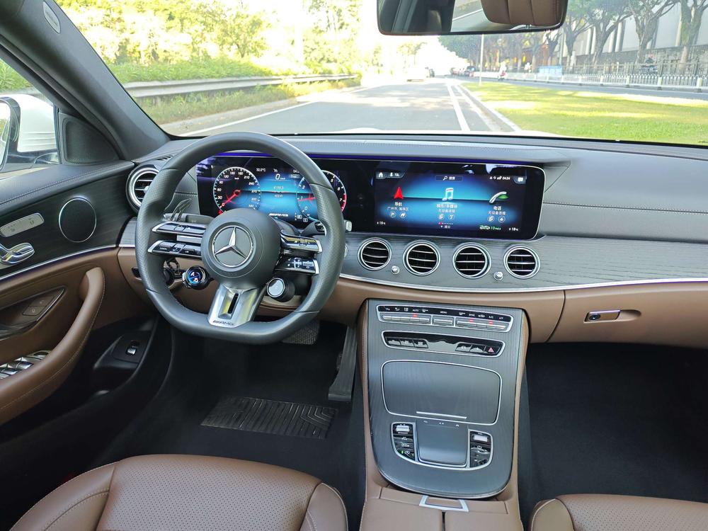 Mercedes-Benz Mercedes-Benz E-Class