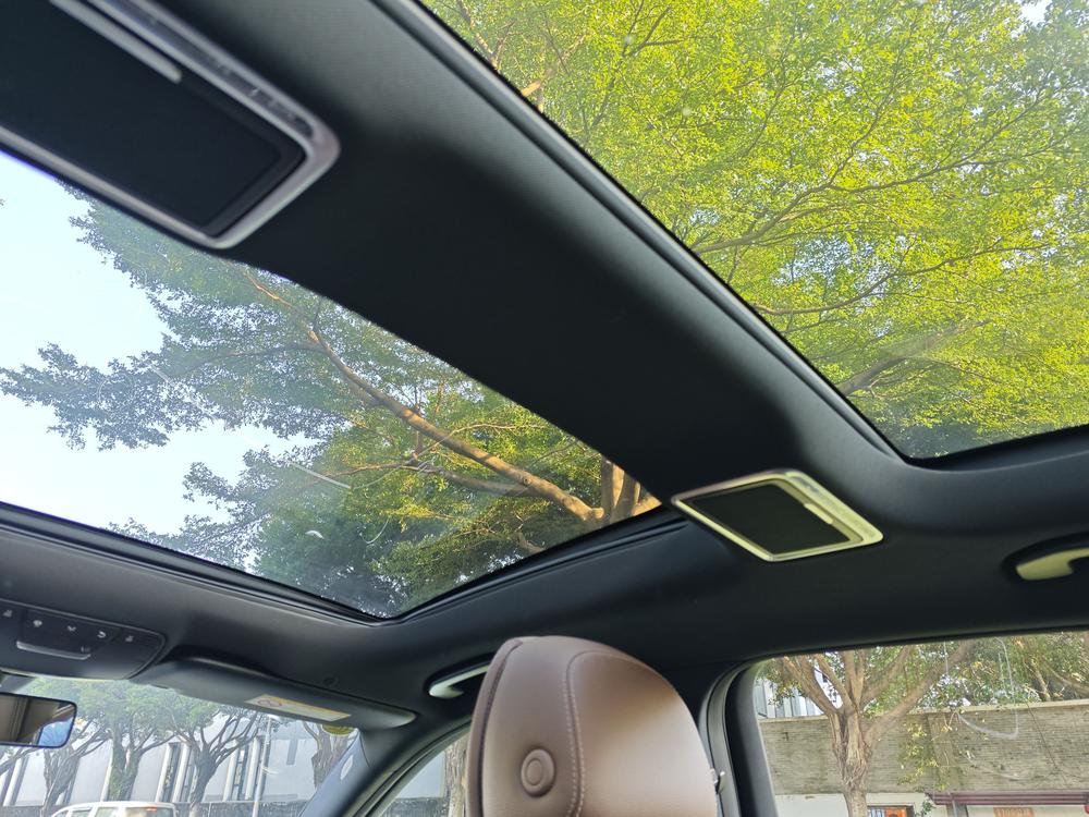 Mercedes-Benz Mercedes-Benz E-Class