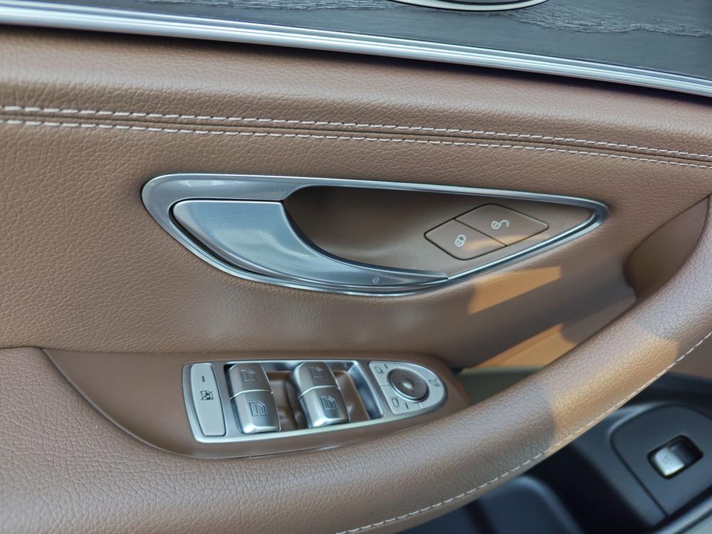 Mercedes-Benz Mercedes-Benz E-Class