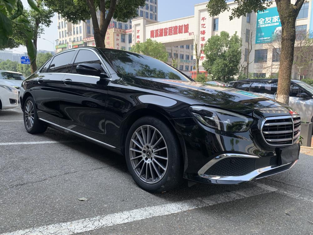Mercedes-Benz Mercedes-Benz E-Class