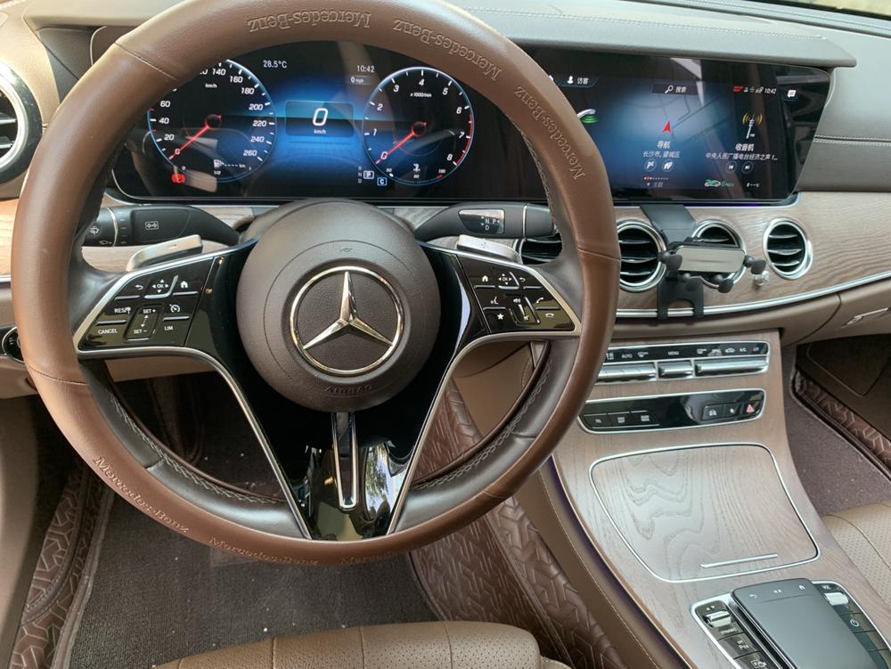 Mercedes-Benz Mercedes-Benz E-Class
