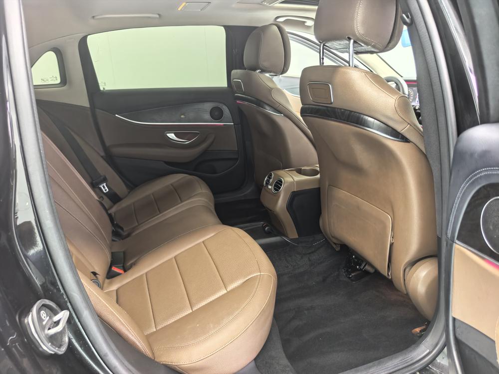Mercedes-Benz Mercedes-Benz E-Class