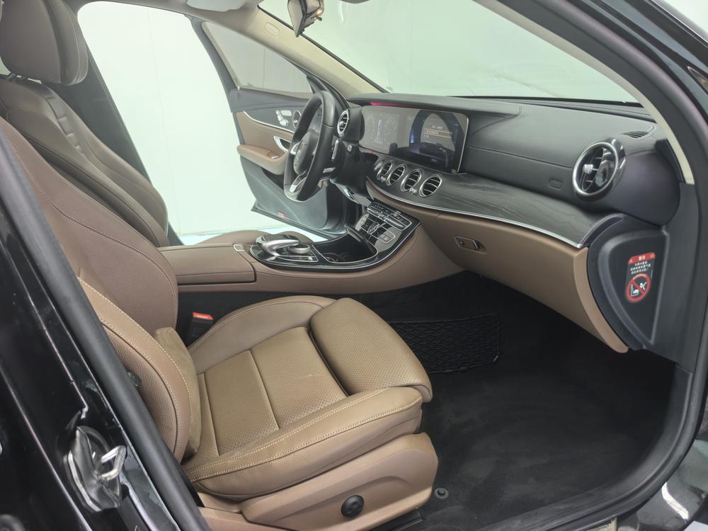 Mercedes-Benz Mercedes-Benz E-Class