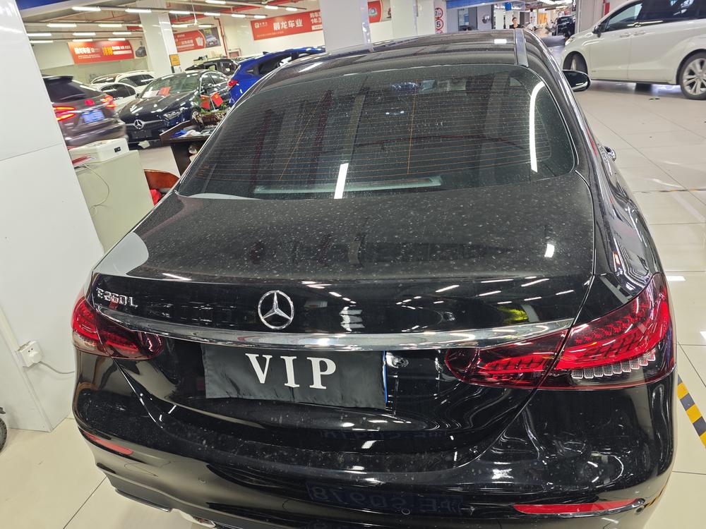 Mercedes-Benz Mercedes-Benz E-Class
