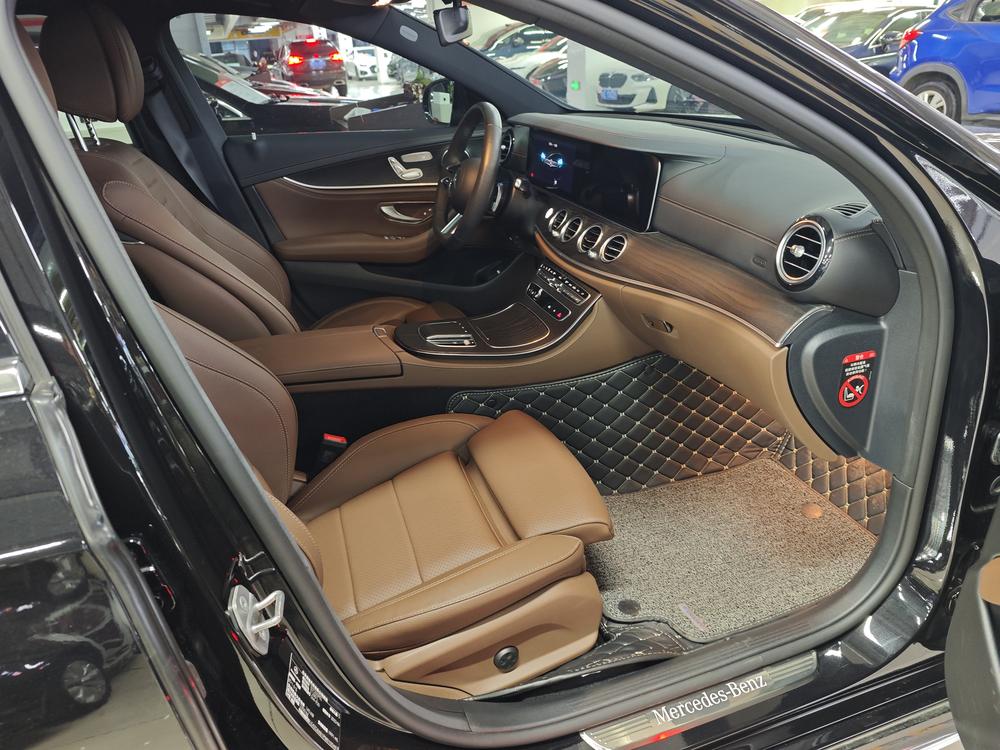 Mercedes-Benz Mercedes-Benz E-Class