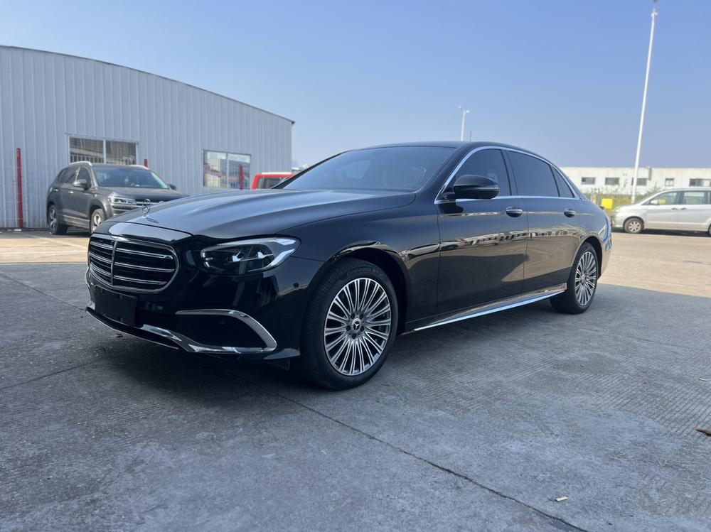 Mercedes-Benz Mercedes-Benz E-Class