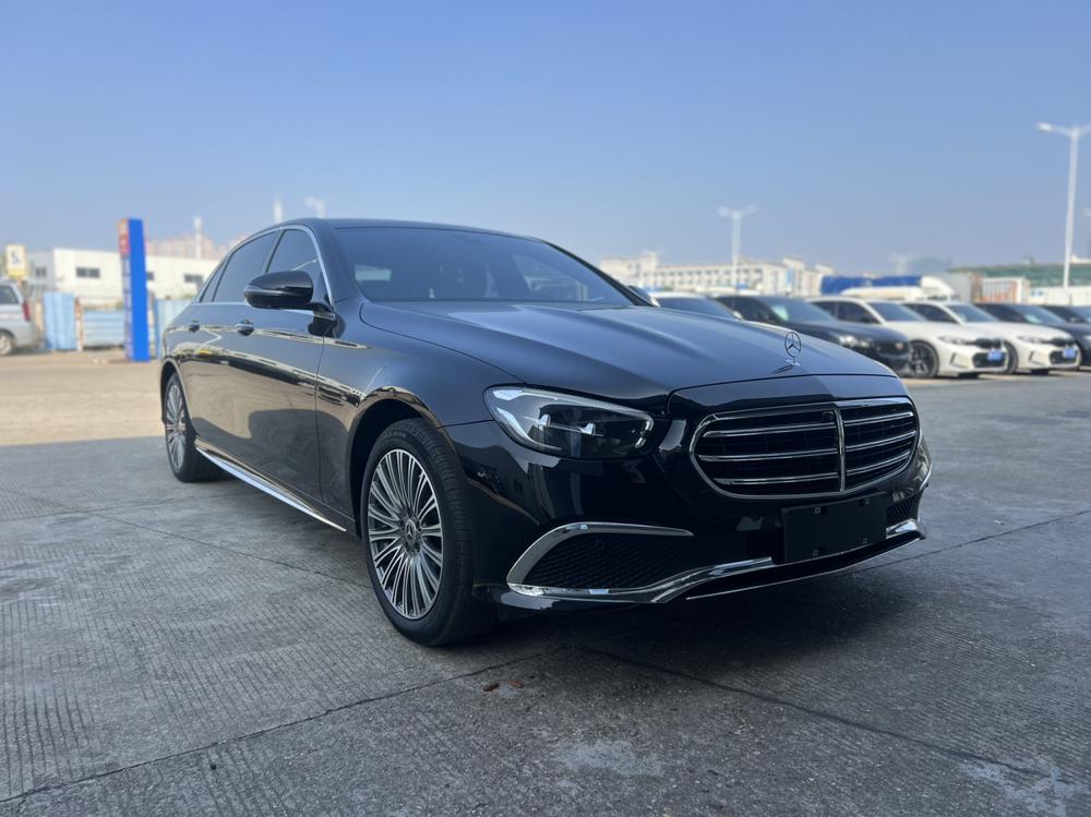 Mercedes-Benz Mercedes-Benz E-Class