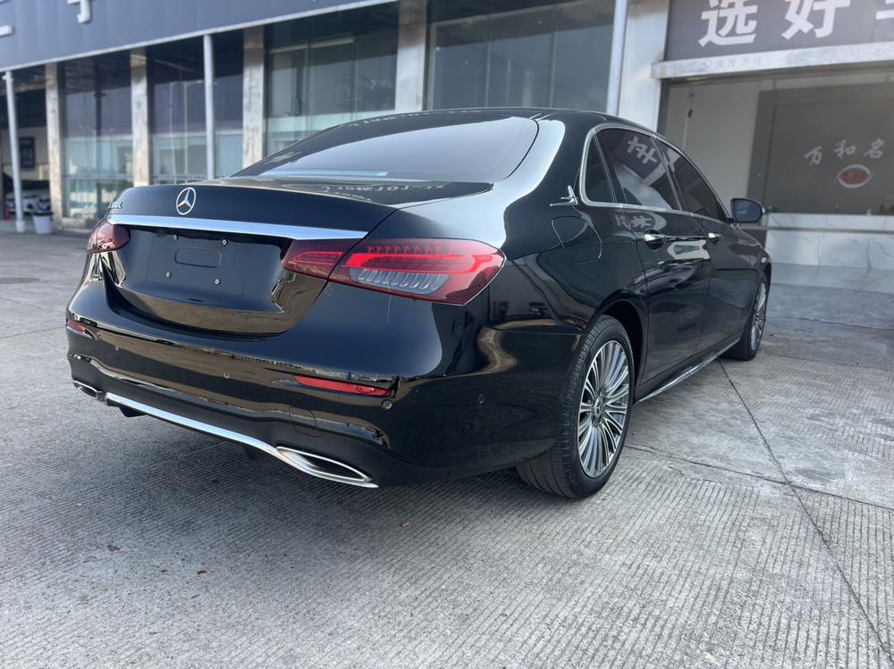 Mercedes-Benz Mercedes-Benz E-Class