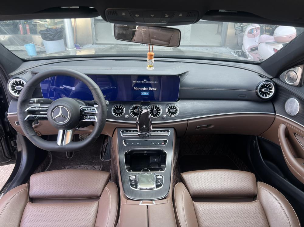 Mercedes-Benz Mercedes-Benz E-Class