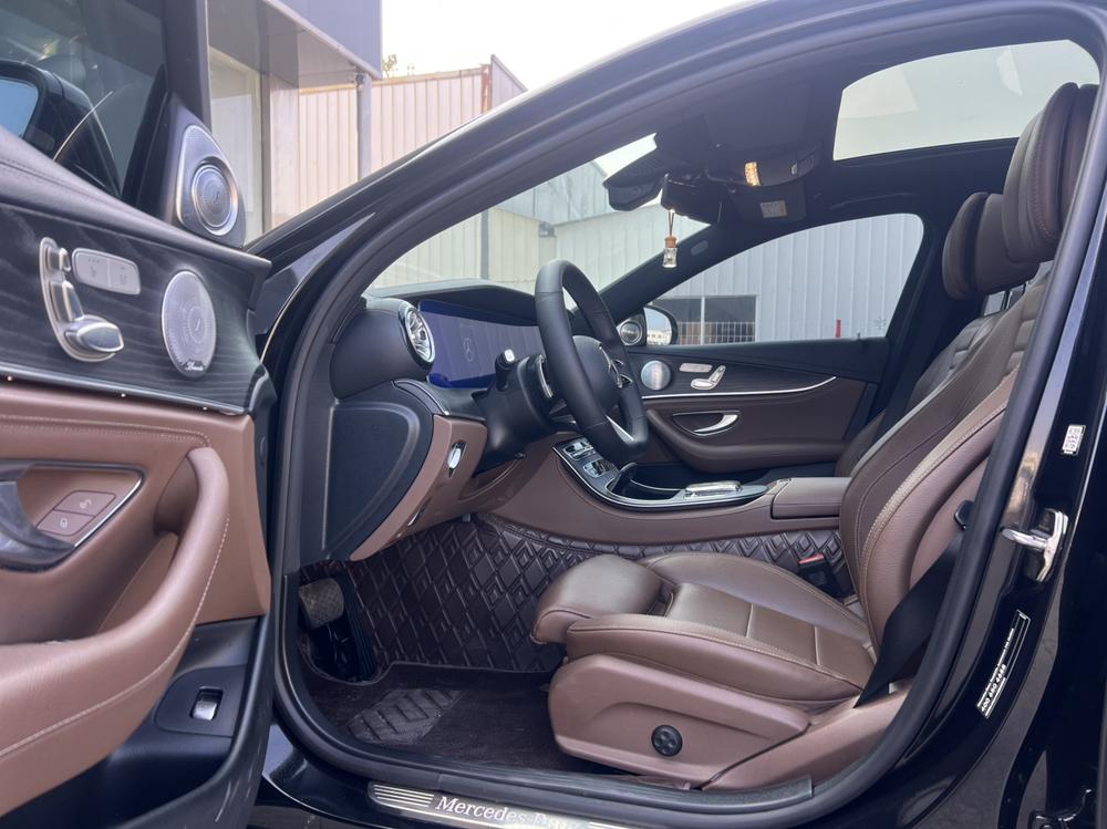 Mercedes-Benz Mercedes-Benz E-Class