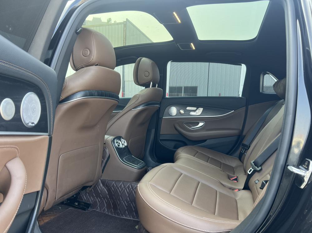 Mercedes-Benz Mercedes-Benz E-Class
