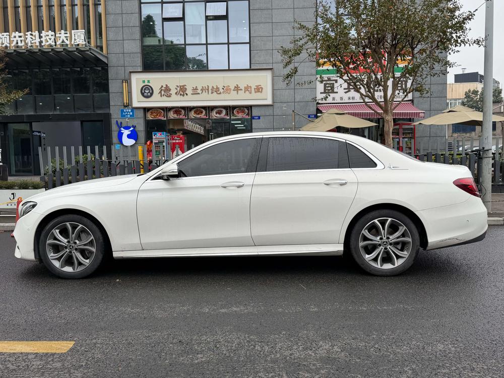 Mercedes-Benz Mercedes-Benz E-Class
