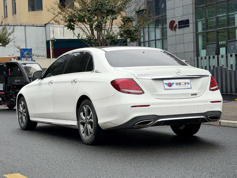 Mercedes-Benz Mercedes-Benz E-Class