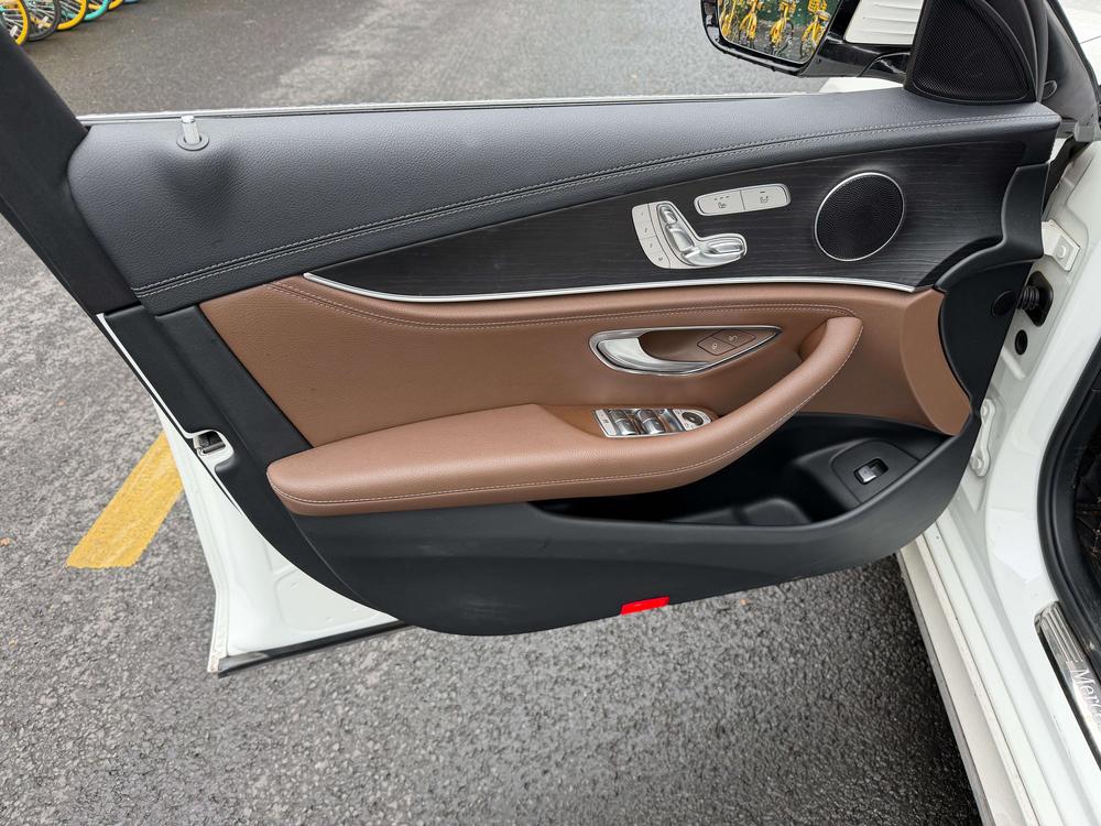 Mercedes-Benz Mercedes-Benz E-Class