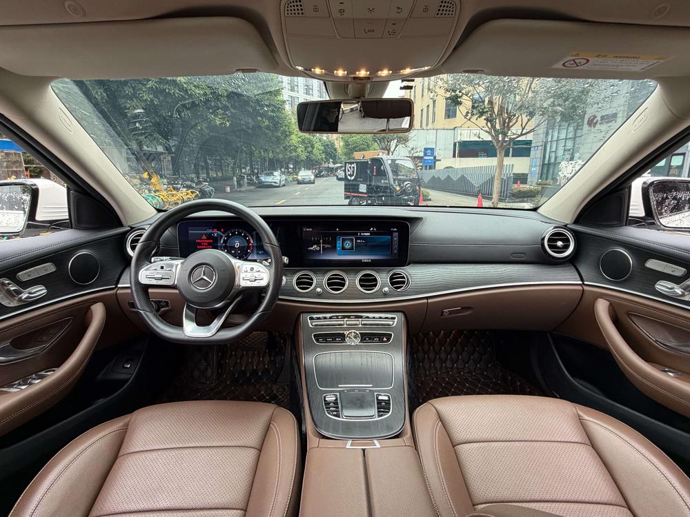Mercedes-Benz Mercedes-Benz E-Class