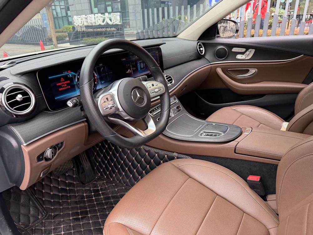 Mercedes-Benz Mercedes-Benz E-Class