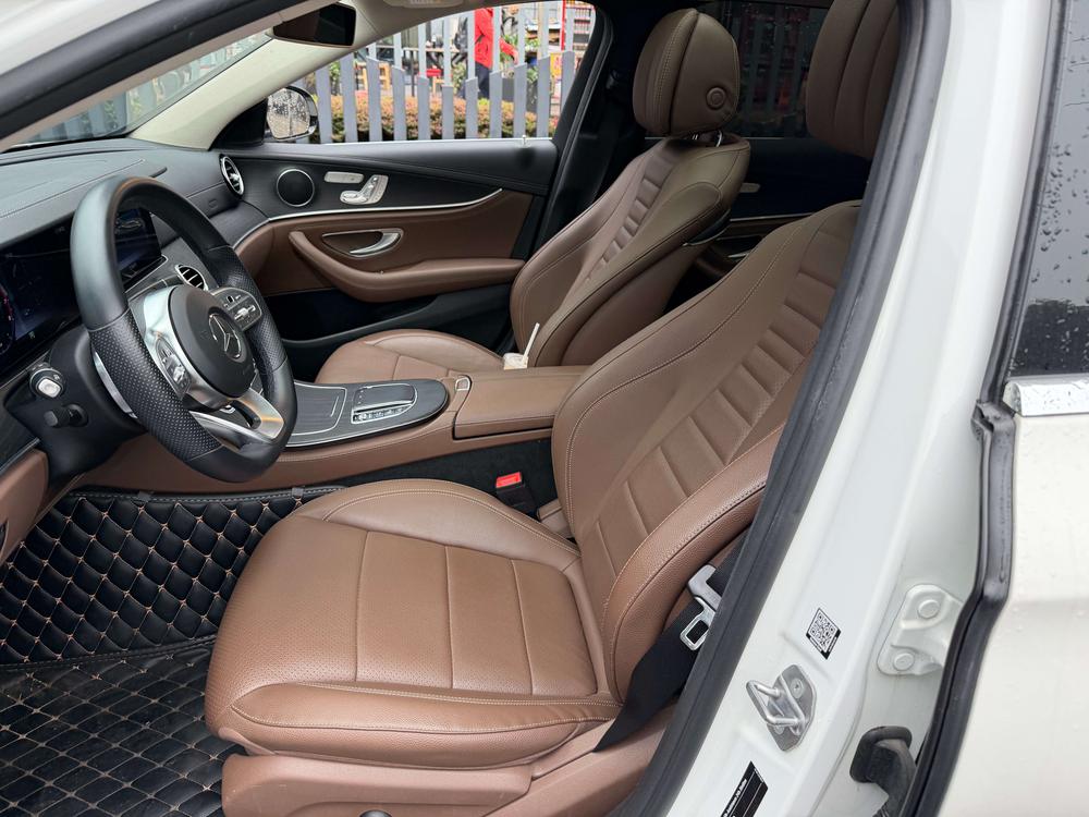 Mercedes-Benz Mercedes-Benz E-Class