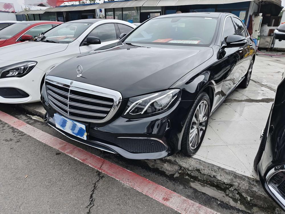 Mercedes-Benz Mercedes-Benz E-Class